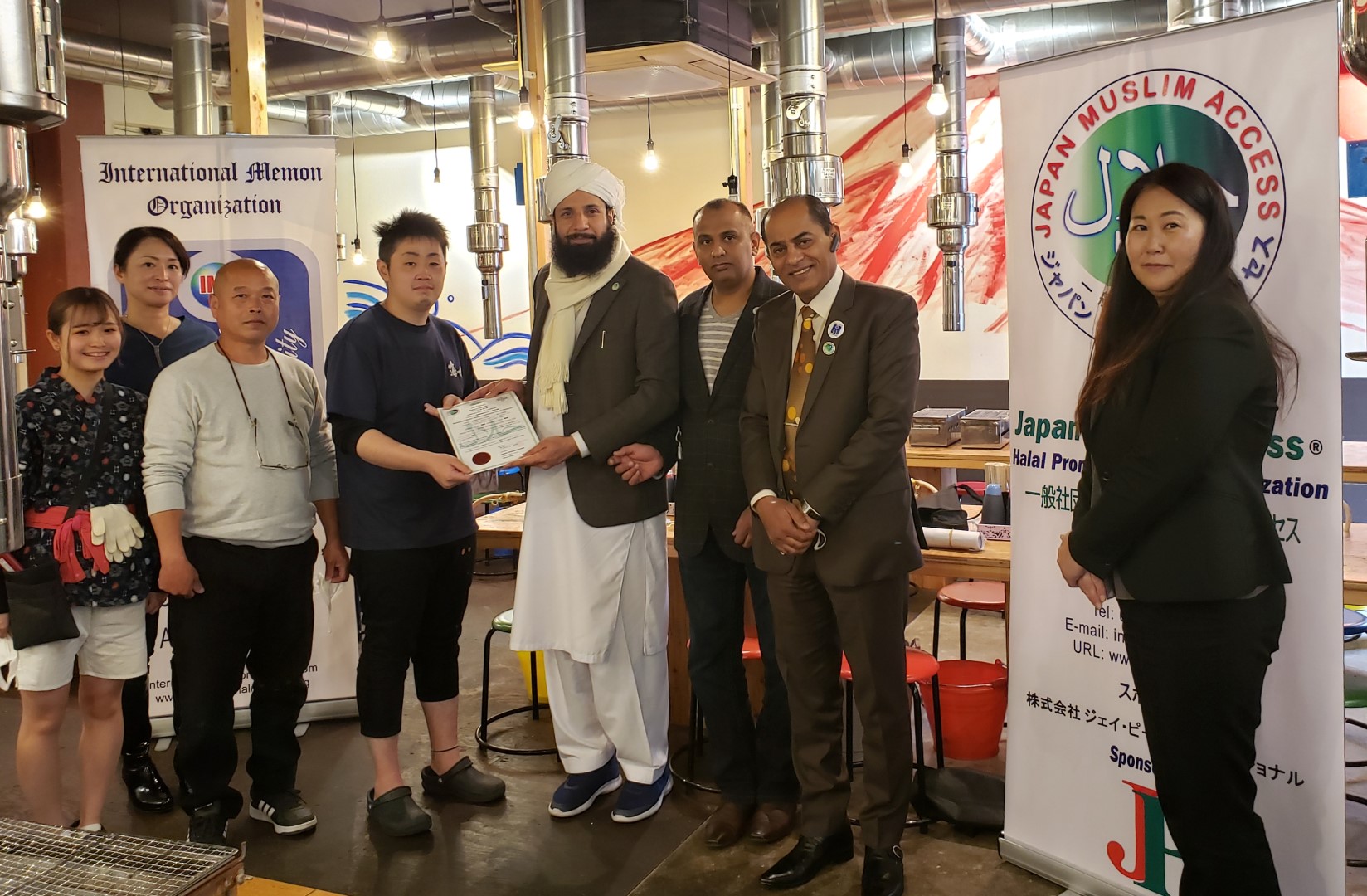 A big achievement to arrange Prayer place for Muslims. Also they have acquired JMA Halal Certificate! at Numazu Hamayaki Center Amagoya